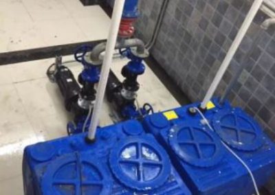 Pompownie kompaktowe BlueBox tłoczące ścieki bytowe na stacjach transportu zbiorowego