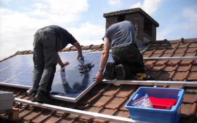 2 Asphalt Roof Cleaning & Repairing Do’s